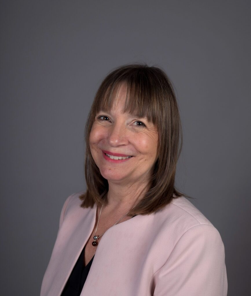 Lisa Capper MBE CEO & Principal headshot
