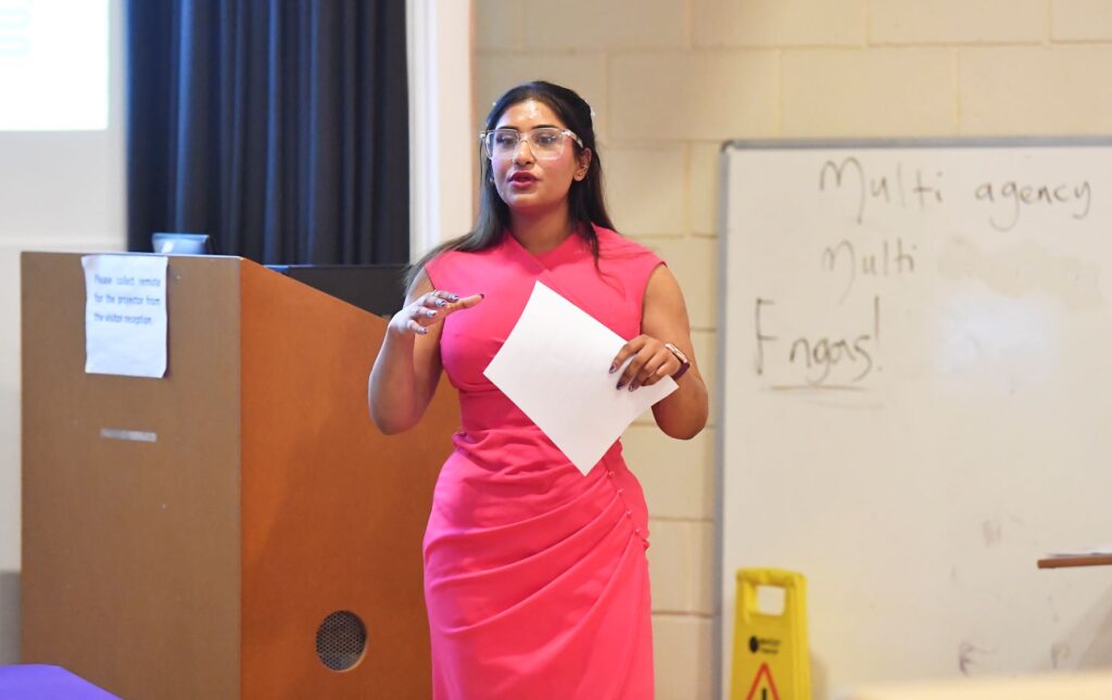 Alumna Zaynab gives talk to students