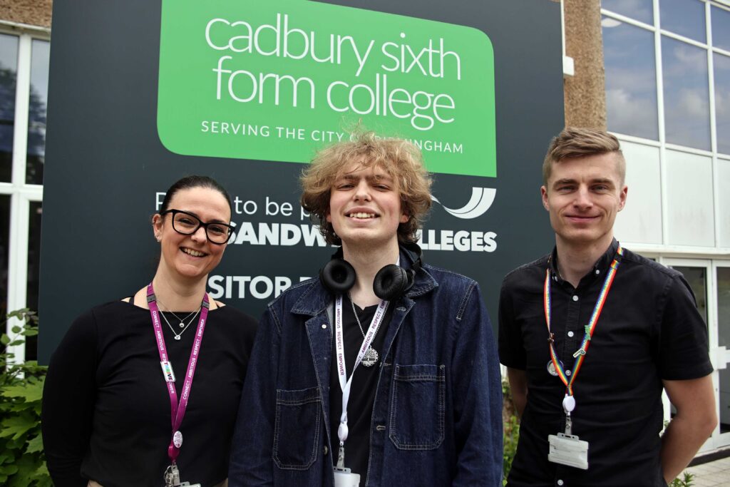Oxford Offer Holder Jude with his two lecturers